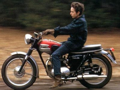 Bob+Dylan+Triumph_motorbike__summer_64_b